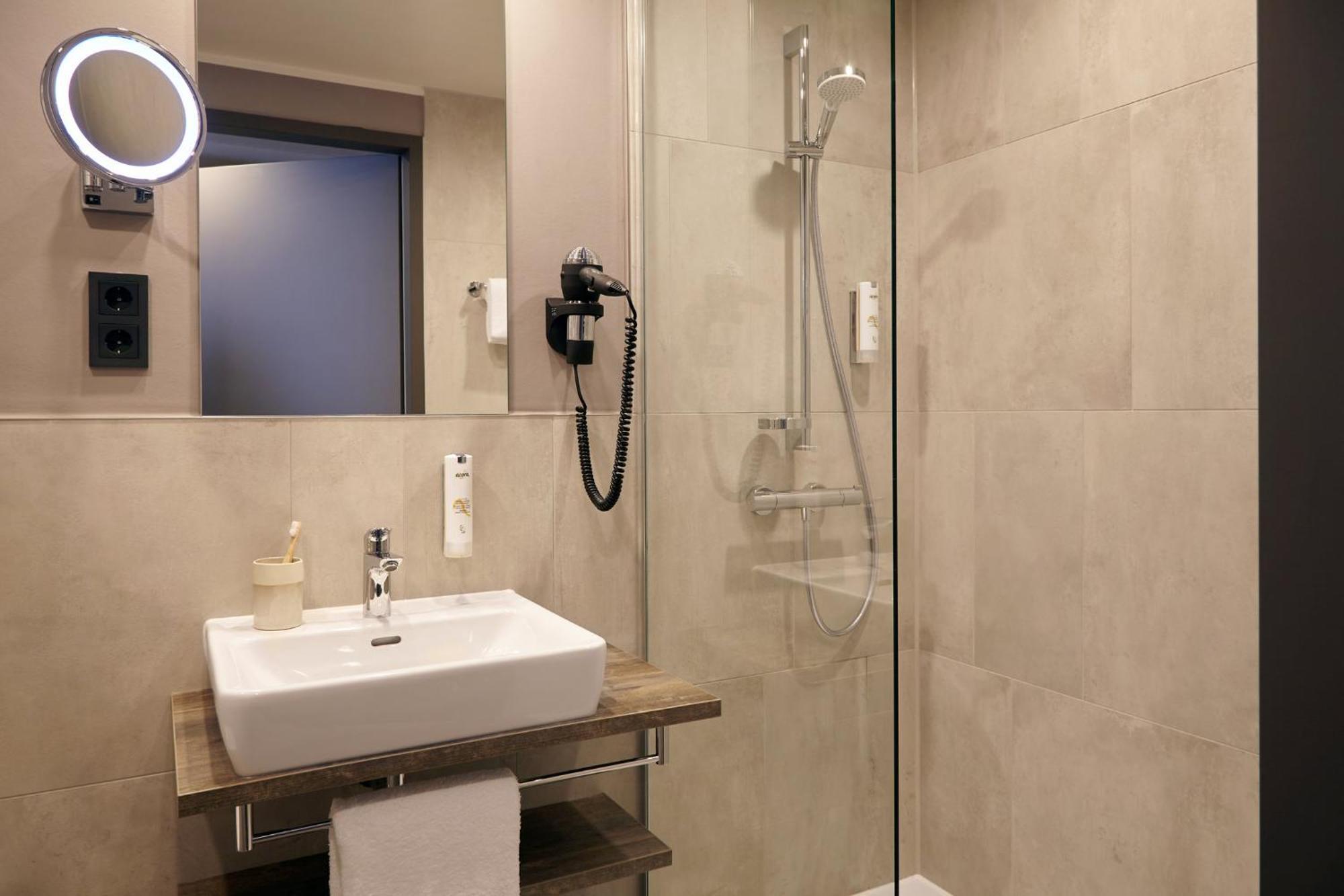 Candlewood Airport By Ihg 3* Düsseldorf